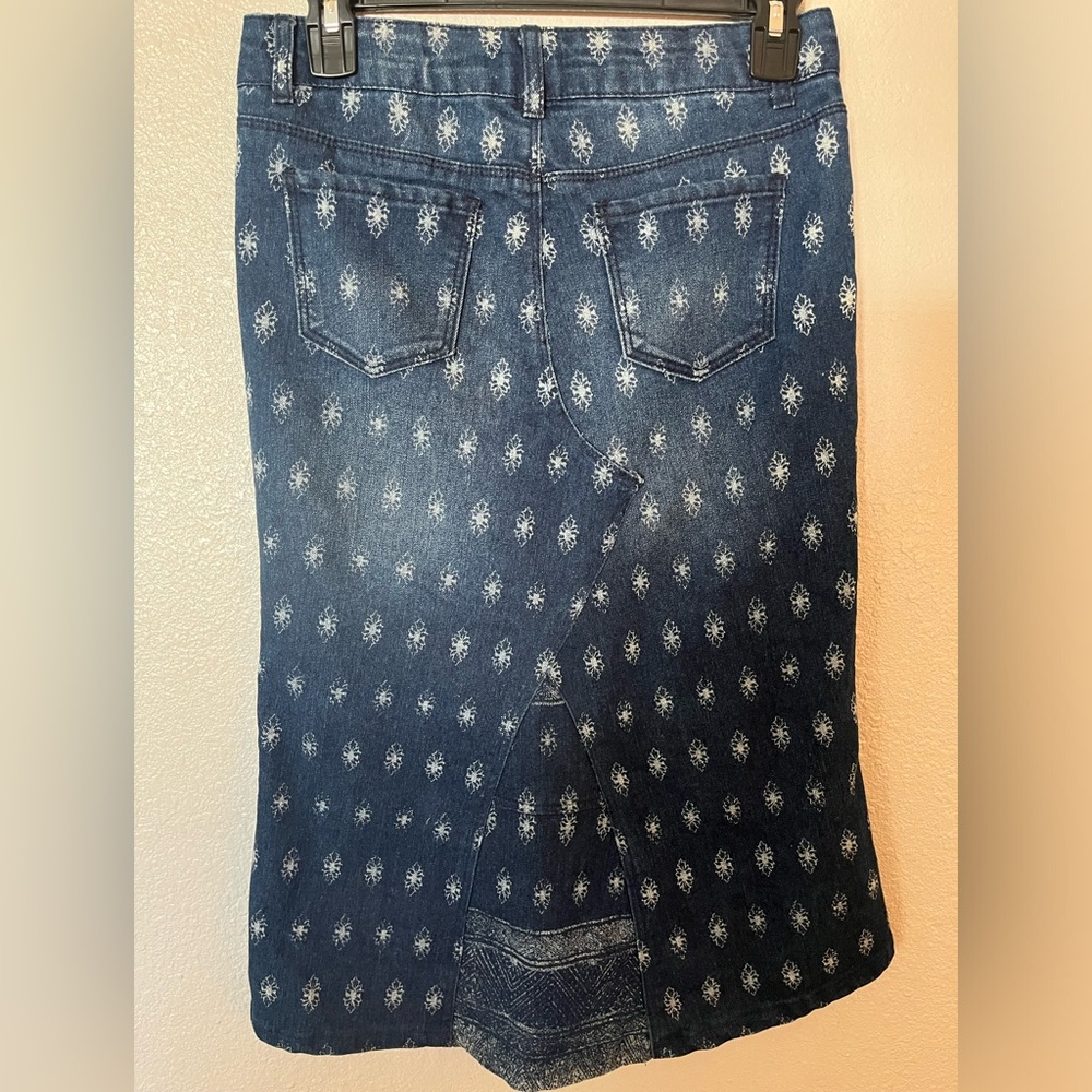 Jean Skirt - Picture 6 of 6